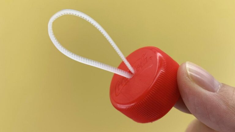 20 kreatywnych pomysłów na wykorzystanie plastikowych butelek, które Cię zaskoczą!